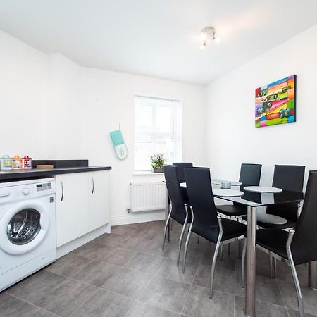 Spacious 2 Bedroom Apartment Newcastle/Gateshead Bagian luar foto