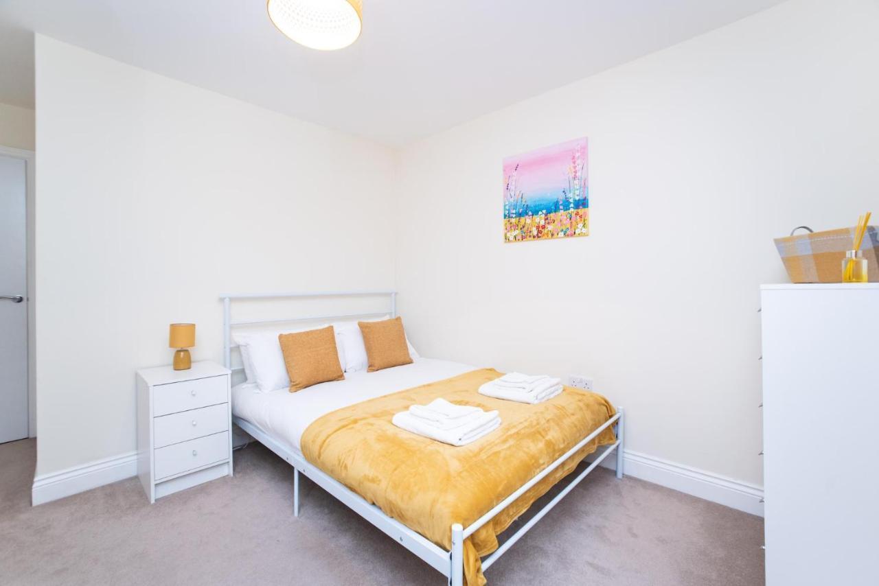 Spacious 2 Bedroom Apartment Newcastle/Gateshead Bagian luar foto